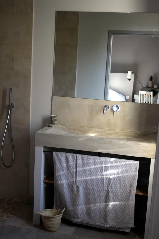 La Magnanerie De L'Isle B&B Номер фото